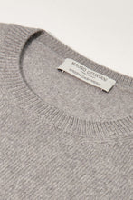 Carica l'immagine nel visualizzatore di Gallery, GREEN CASHMERE