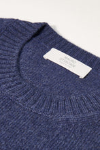 Carica l'immagine nel visualizzatore di Gallery, CASHMERE FLYING
