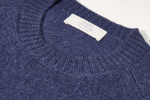 Carica l'immagine nel visualizzatore di Gallery, CASHMERE FLYING